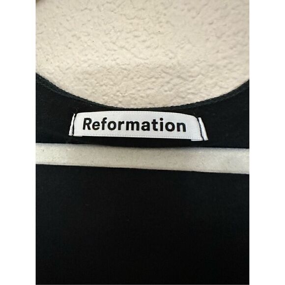 REFORMATION Sage Wrap Tencel Midi Dress Black Off Shoulder Size L - Picture 6 of 8